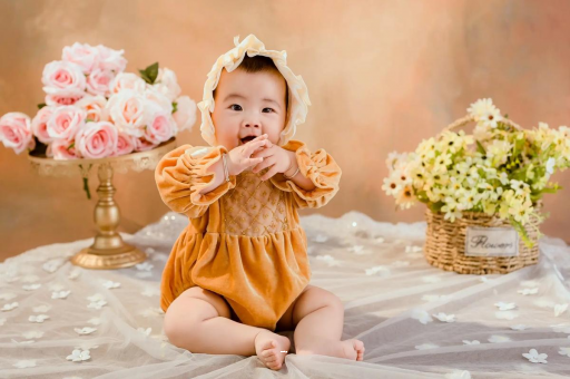 海盐宝宝睡觉爱笑